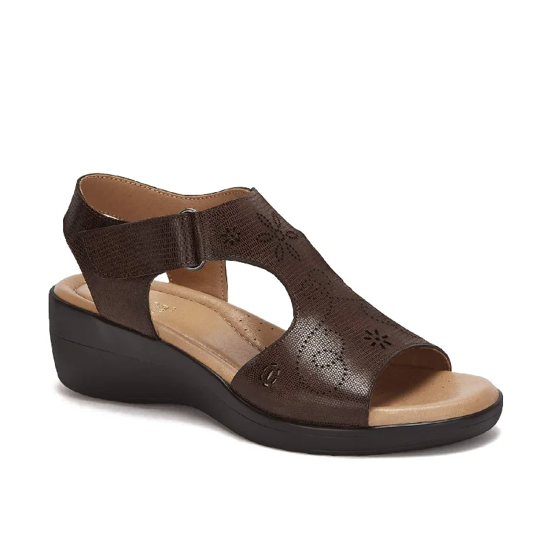 Andrea Leather Wedge Sandals With Plush Footbed