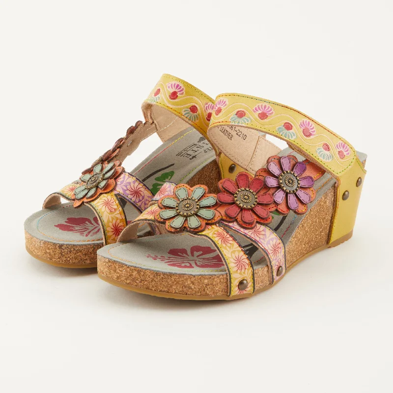 L'ARTISTE DELIGHT SLIDE SANDALS