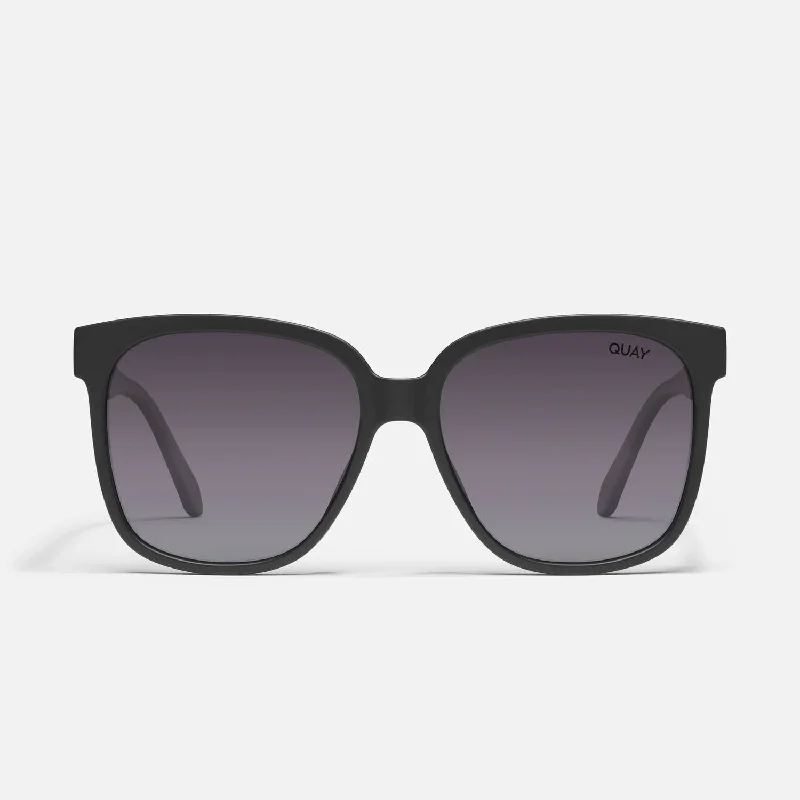 Unisex Wide Awake Sunglasses In Matte Black/smoke Polarized