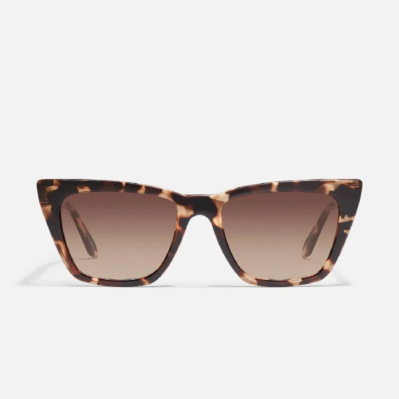 Women's Call The Shots Sunglasses In Tortoise/brown